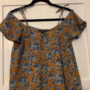 Topshop Flower Top Size 4 Off the Shoulder